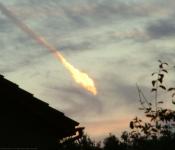 Meteoritlar va meteoritlar Tosh meteoritlarining fotosuratlari bilan tavsif